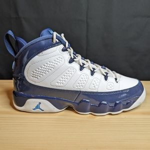 Nike Air Jordan 9 Retro GS UNC Blue Size 7Y 302359-145 White